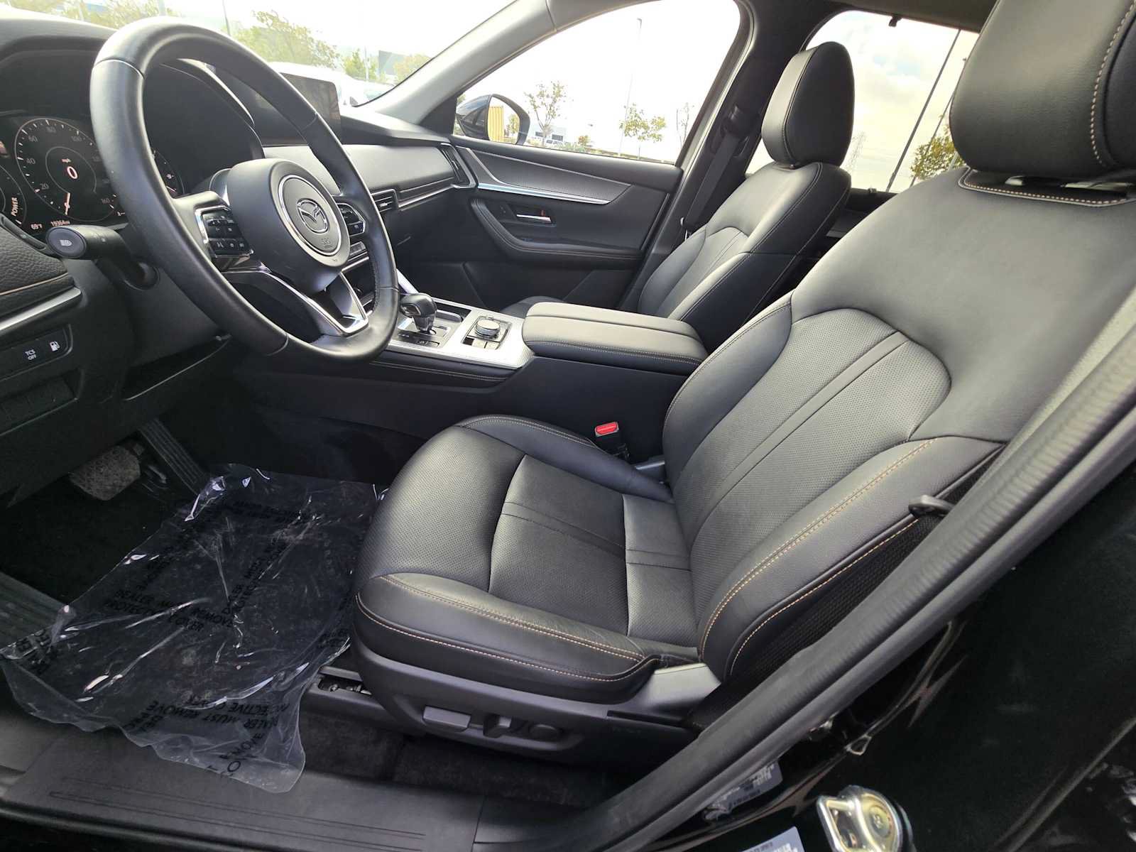 Used 2024 MAZDA CX-90 Plug-In Hybrid w/ Preferred AWD/4WD image 23