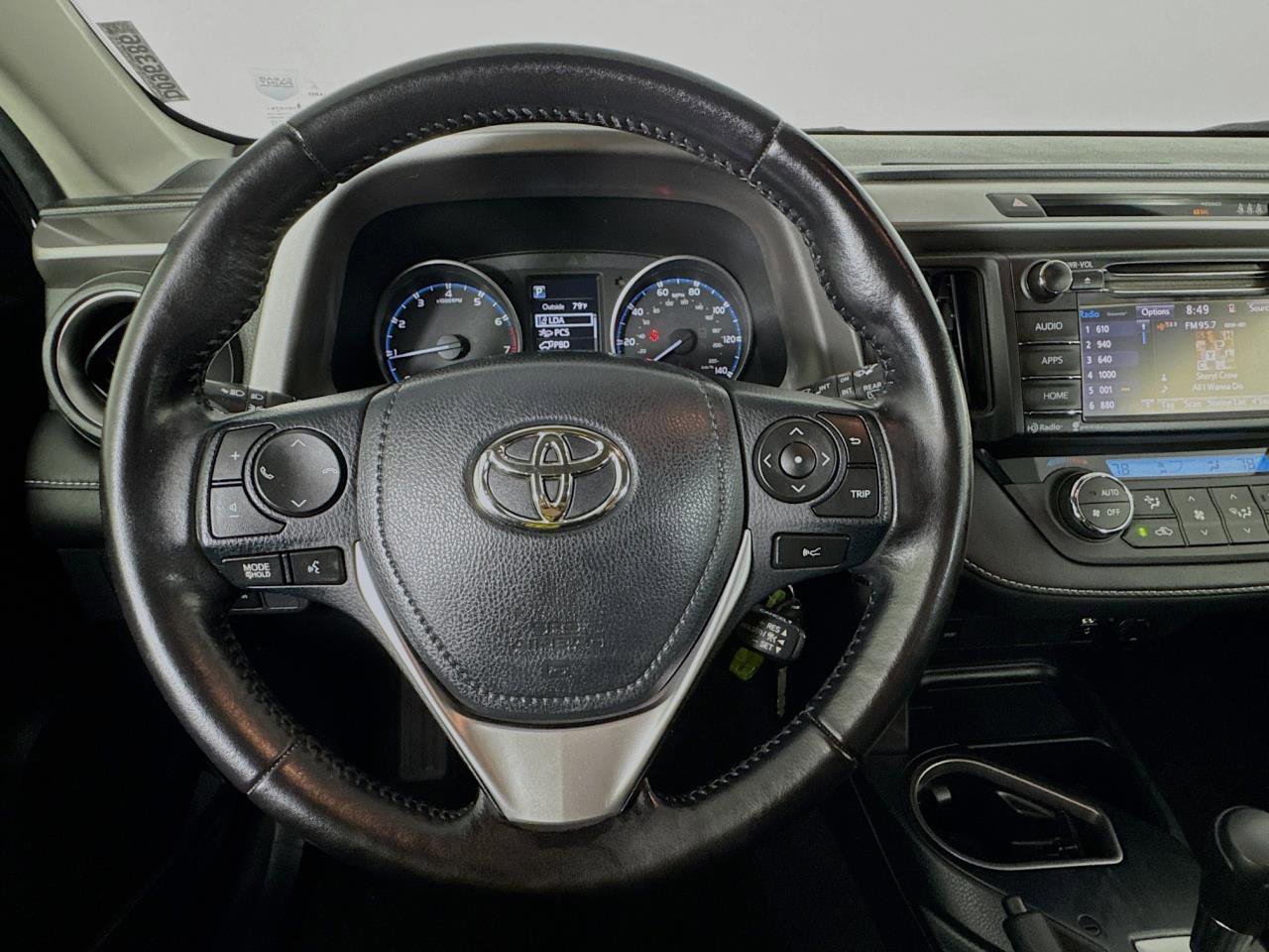 Used 2017 Toyota RAV4 XLE image 11