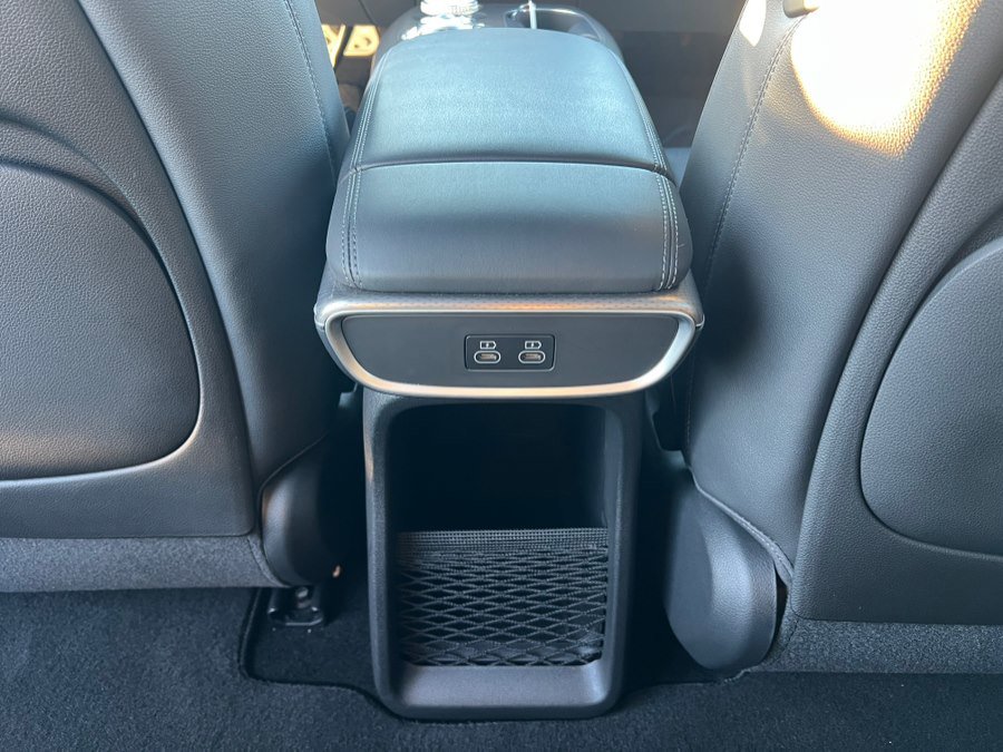 Used 2023 Genesis GV60 Advanced image 51