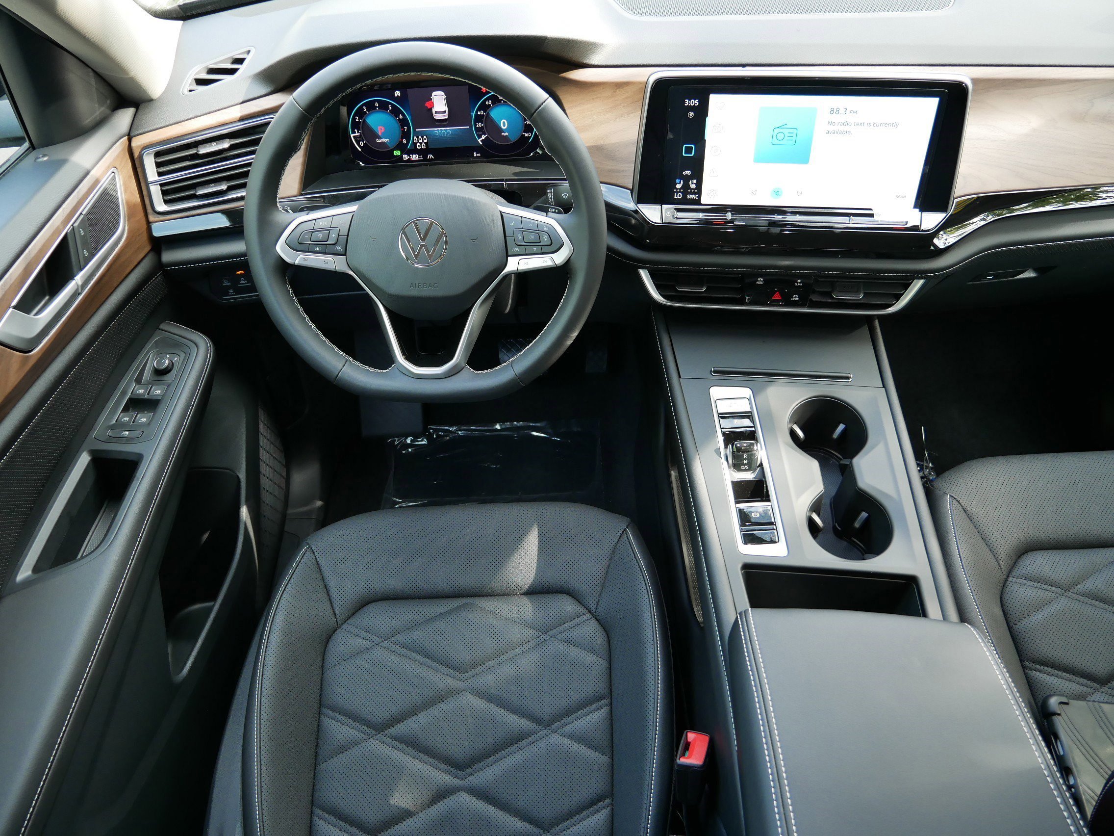 New 2026 Volkswagen Atlas SE image 9