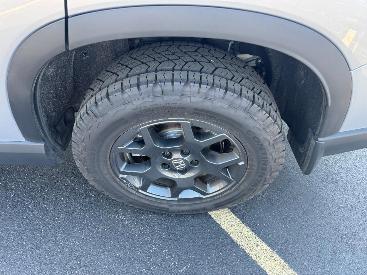 Certified 2025 Honda Pilot TrailSport image 9