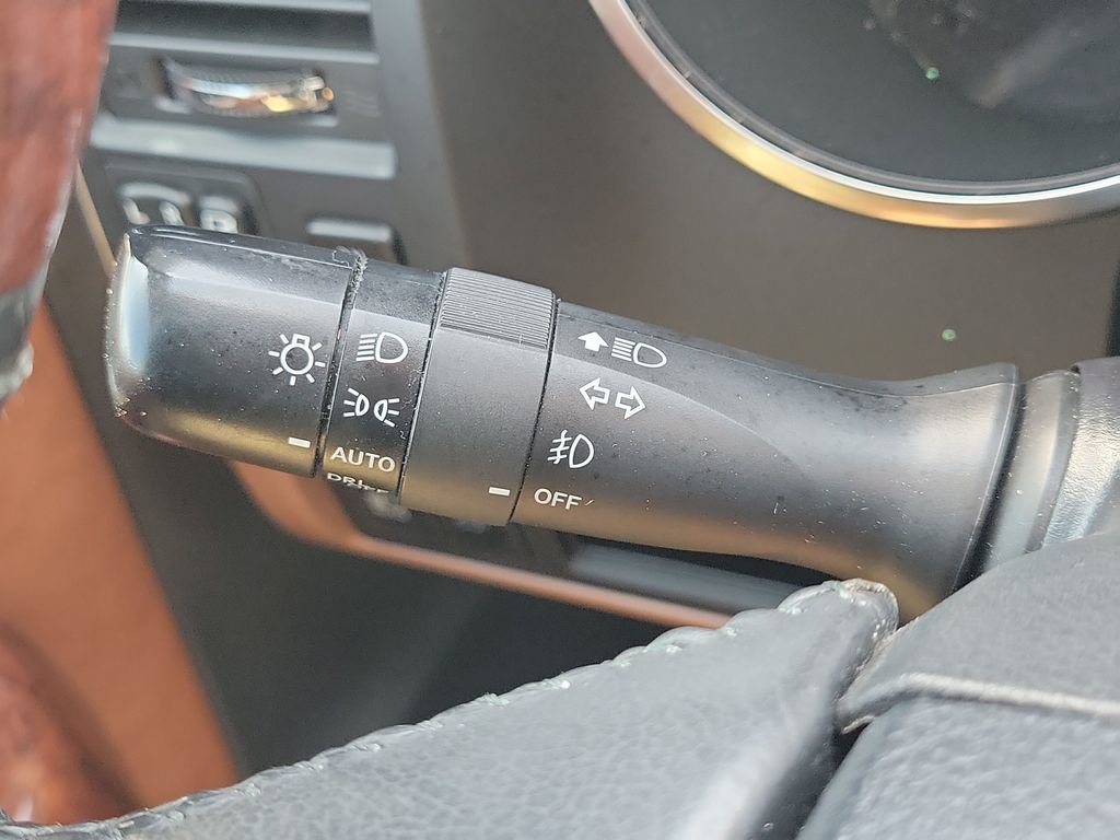 Used 2018 Toyota Sequoia Platinum AWD/4WD image 11