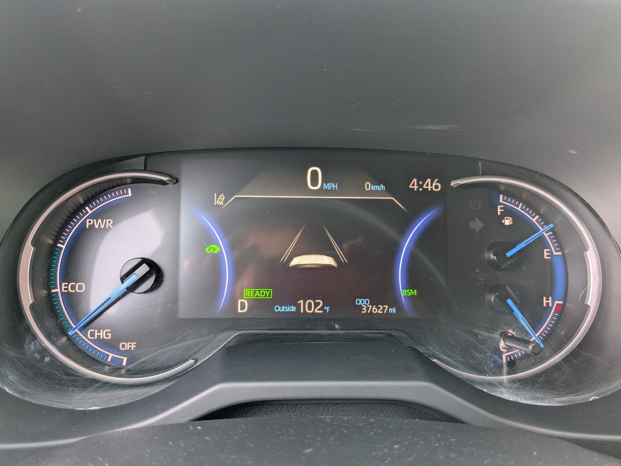 Used 2024 Toyota RAV4 SE w/ Convenience Package AWD/4WD image 15