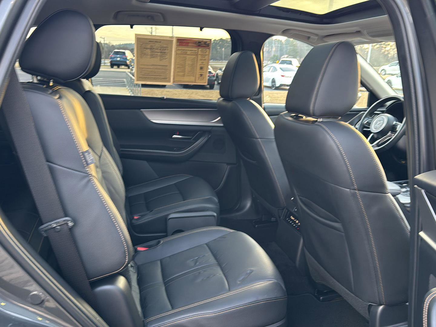 Used 2024 MAZDA CX-90 Plug-In Hybrid w/ Premium Pkg image 11