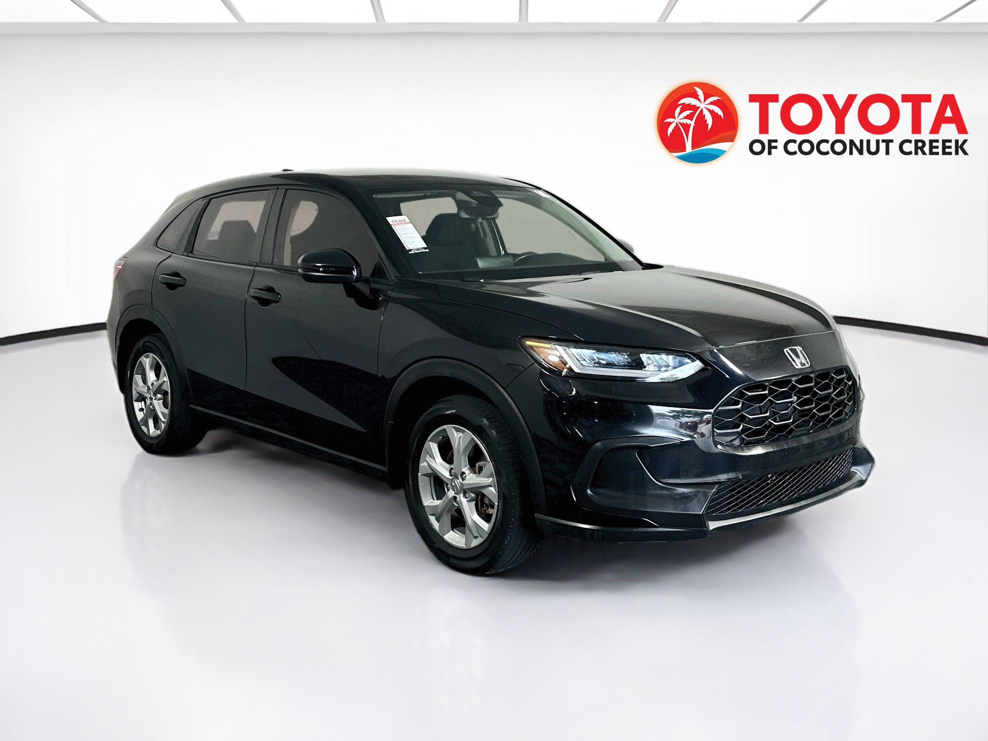 Used 2024 Honda HR-V LX image 1
