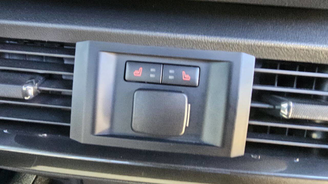 Used 2021 Ford F150 Lariat w/ Equipment Group 502A High image 20