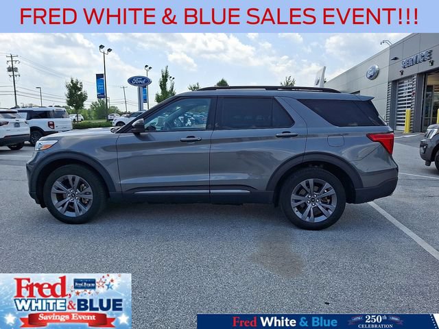 Used 2023 Ford Explorer XLT w/ Equipment Group 202A AWD/4WD image 7