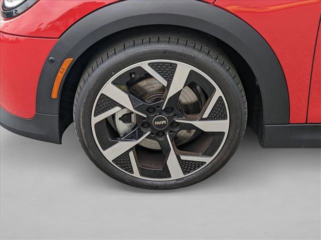 Certified 2025 MINI Cooper S image 22