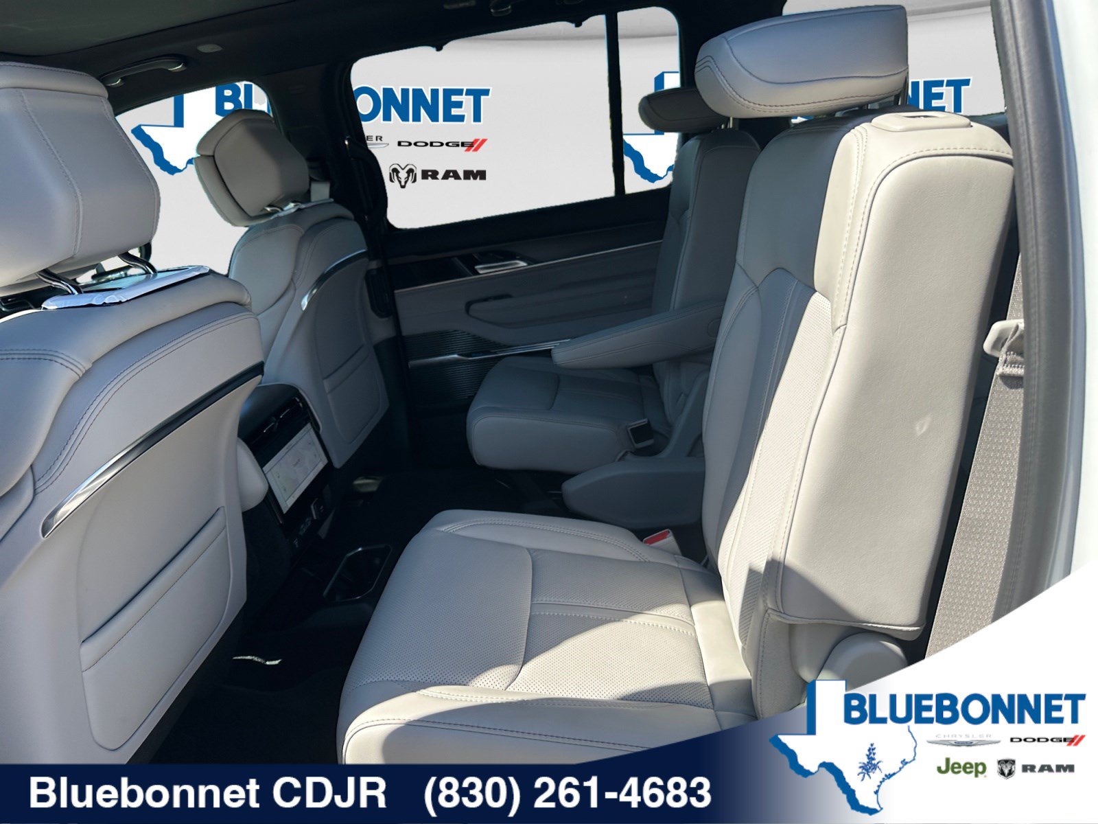 New 2027 Jeep Grand Wagoneer L Summit AWD/4WD image 22
