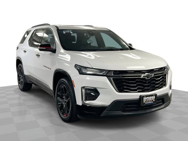 Certified 2023 Chevrolet Traverse Premier w/ Redline Edition FWD image 1