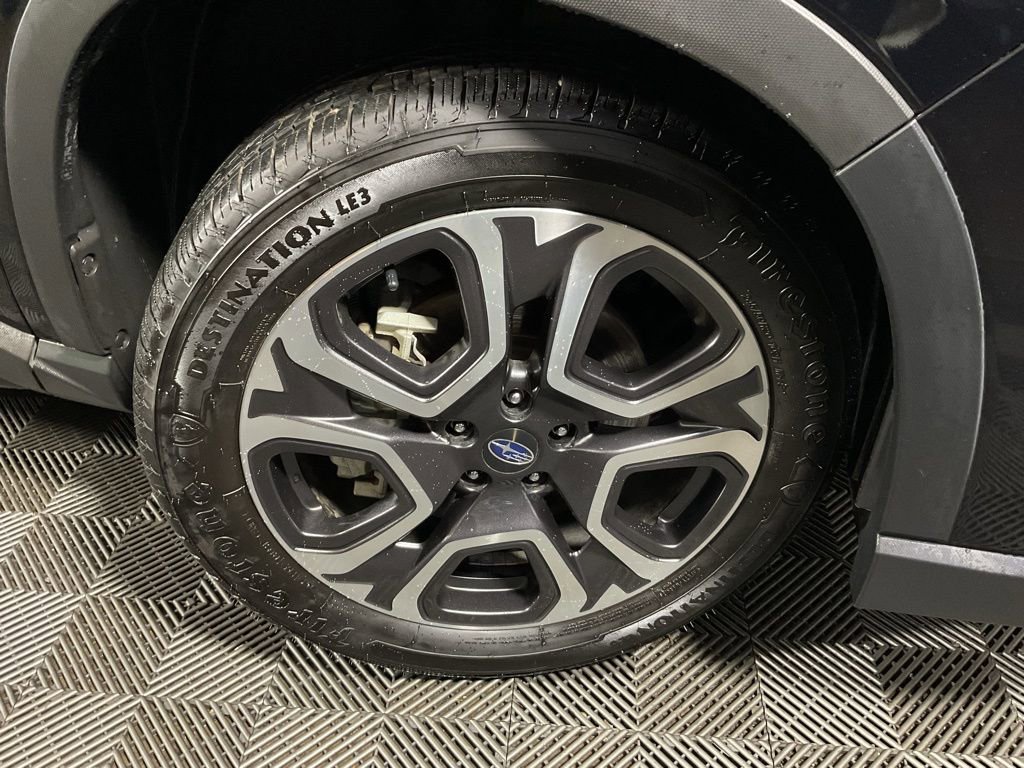 Used 2023 Subaru Ascent Limited image 37