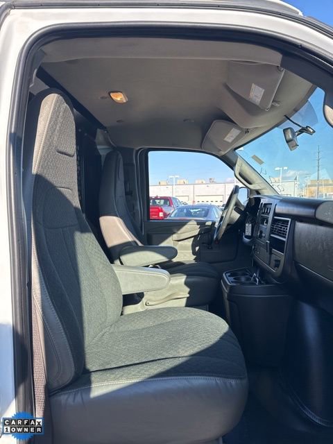 Used 2024 Chevrolet Express 2500 Work Van 3D Cargo Van w/ Driver Convenience Package image 9