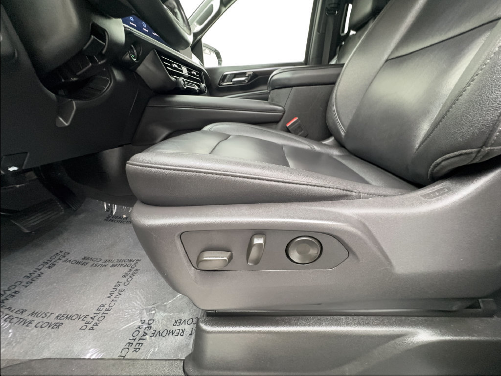 Used 2025 Chevrolet Tahoe LT RWD image 28