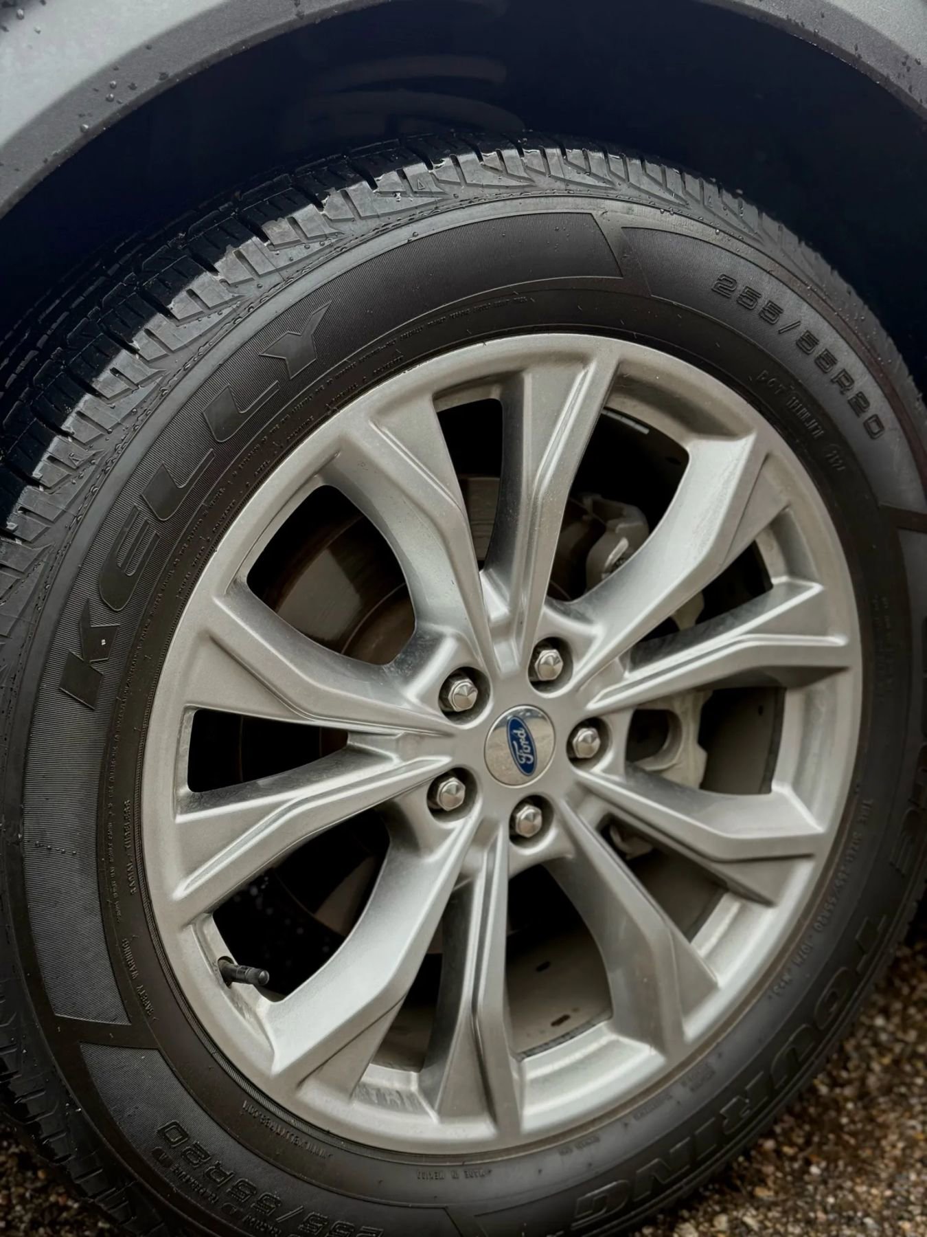 Used 2020 Ford Explorer XLT w/ Equipment Group 202A image 10