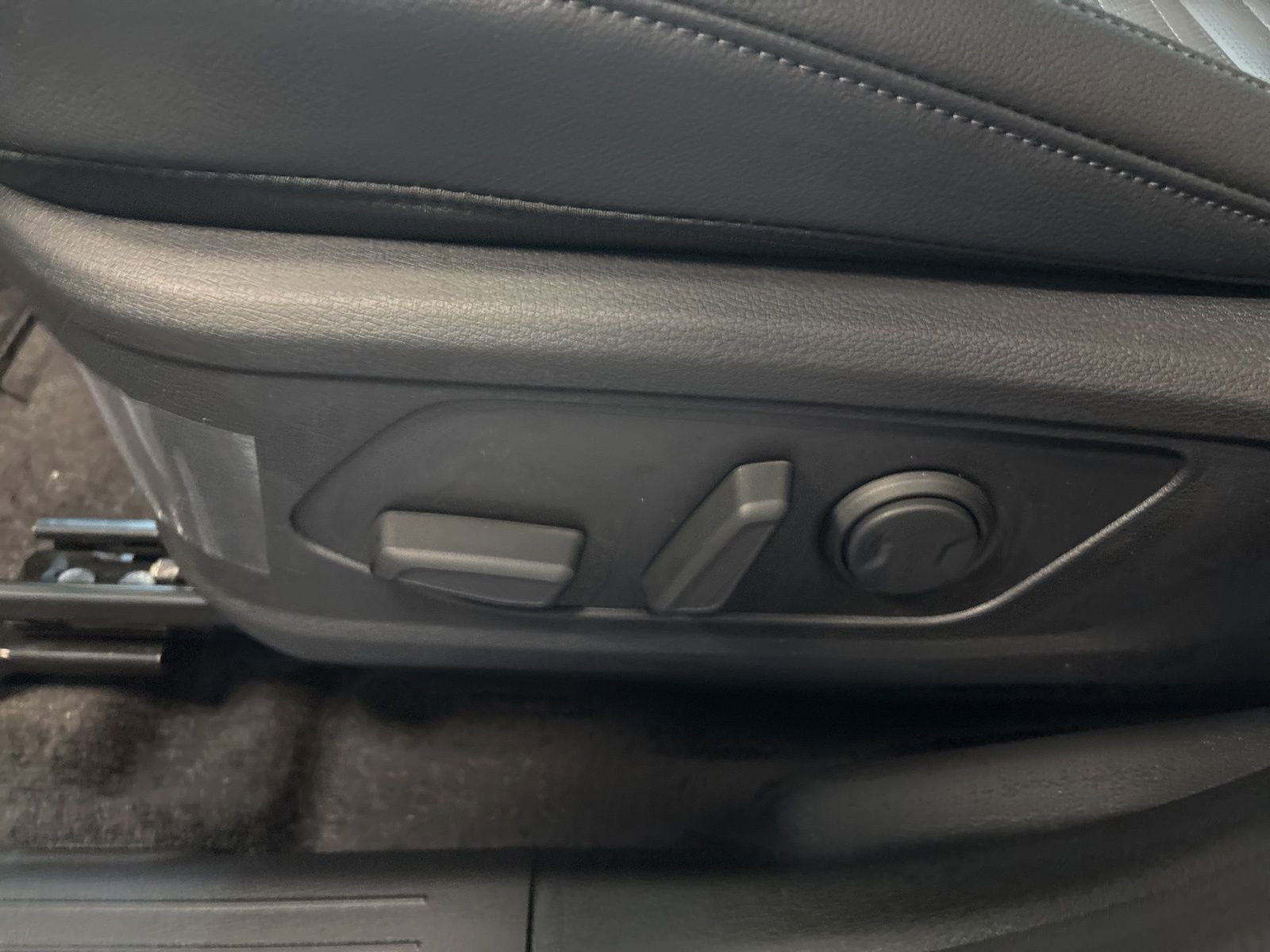 New 2025 Kia Sportage SX Prestige image 18