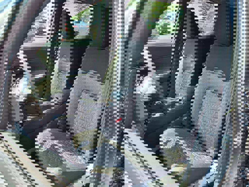 New 2025 Nissan Kicks SV image 5