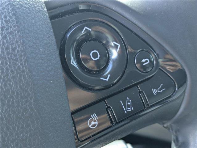 Used 2019 Toyota Prius Limited FWD image 16