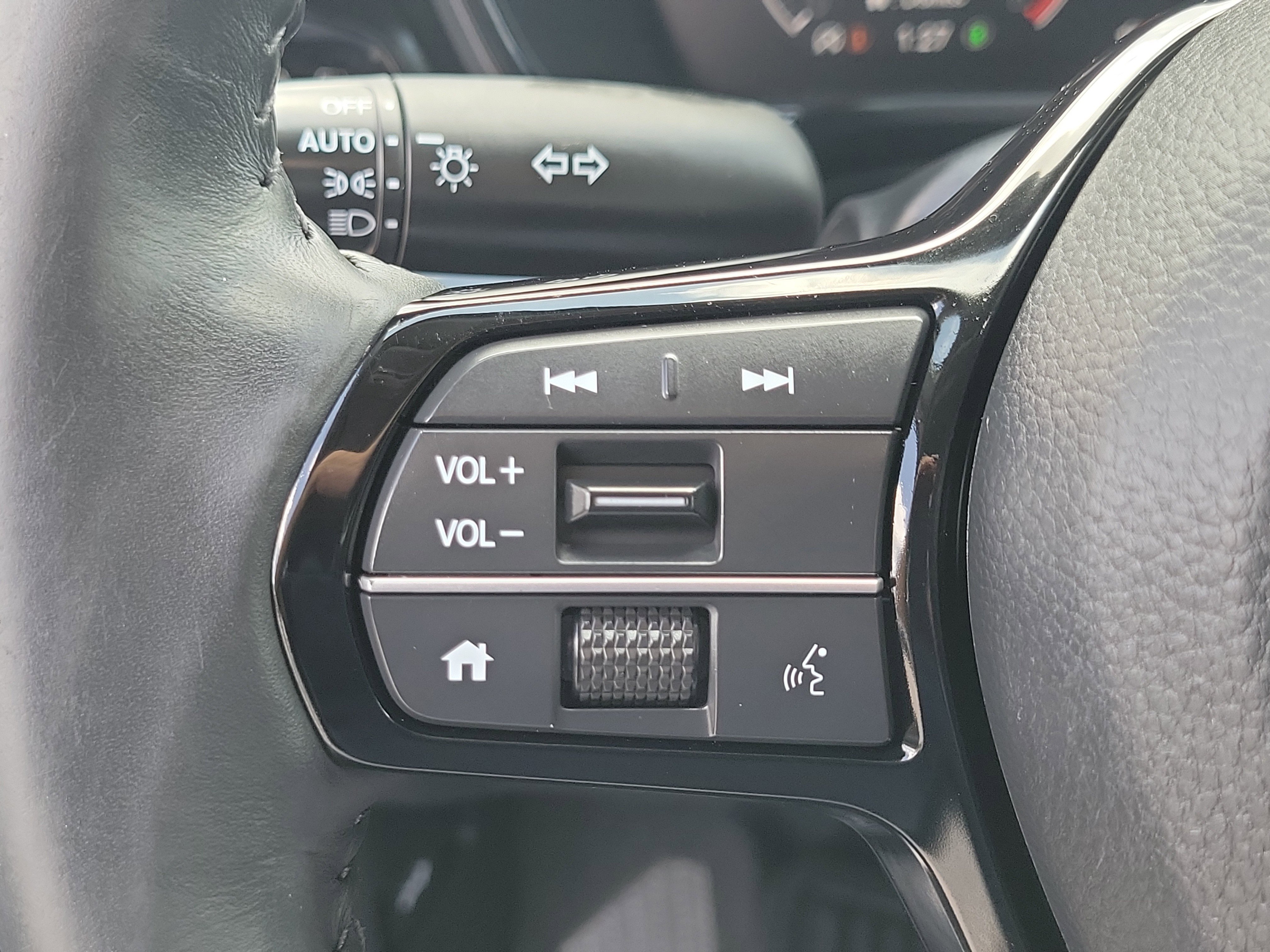 Used 2024 Honda CR-V EX-L image 24