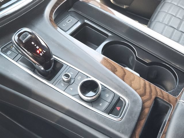 Used 2023 Cadillac Escalade ESV Sport Platinum w/ LPO, Floor Liner Package AWD/4WD image 23
