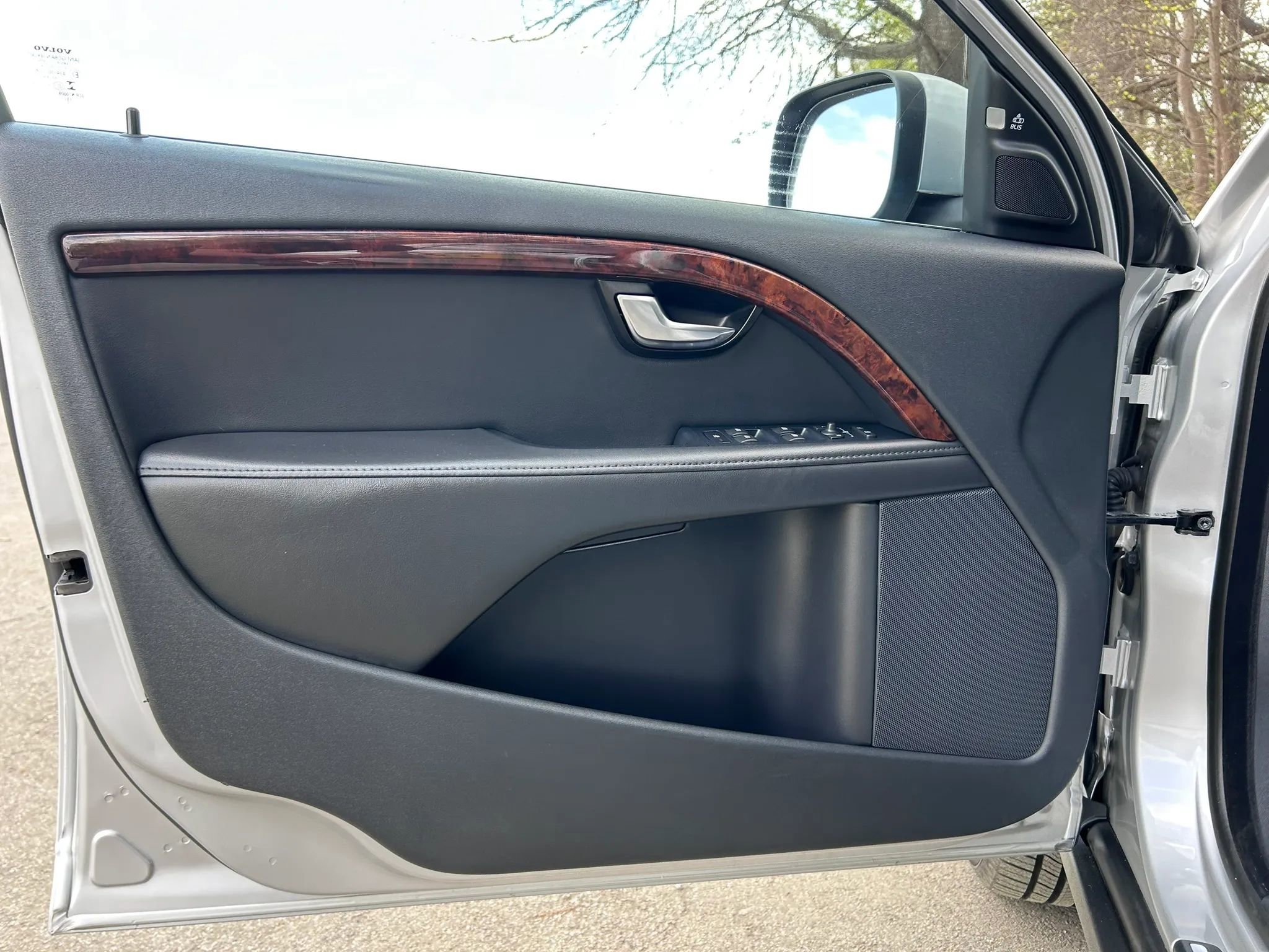 Used 2014 Volvo XC70 T6 image 20