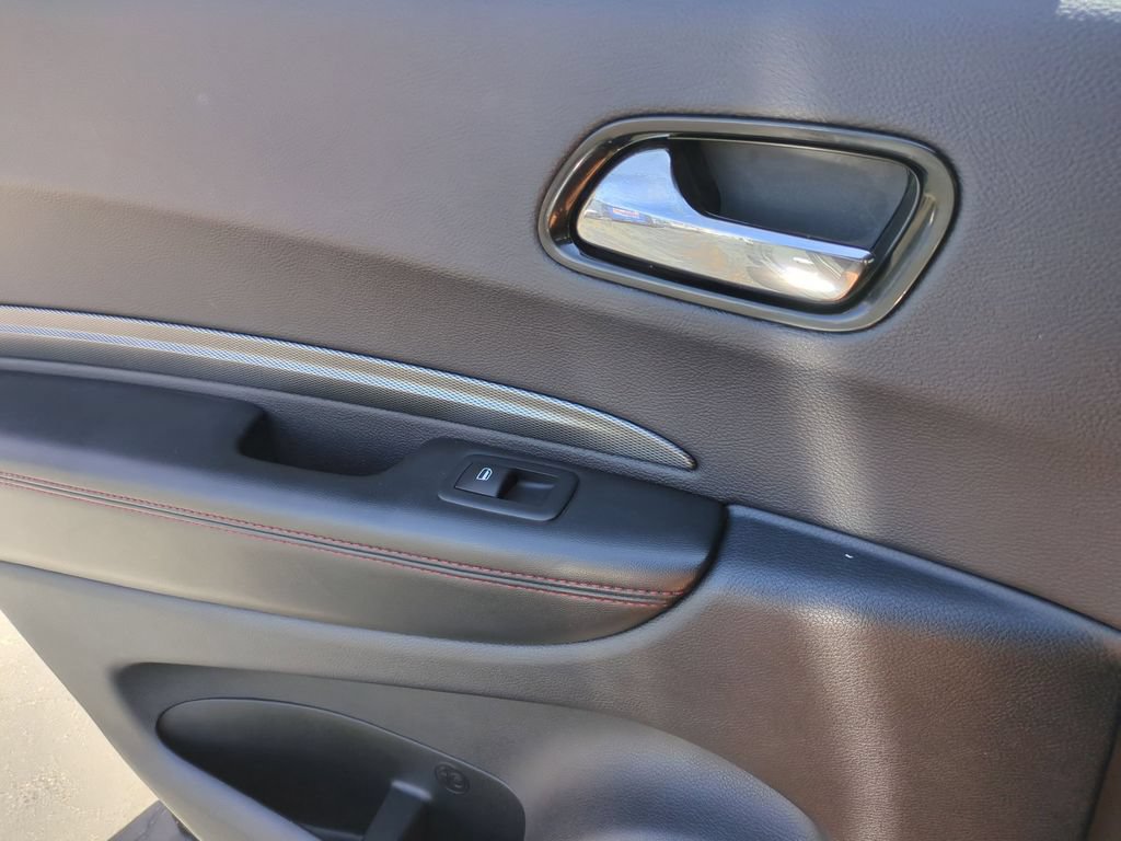 Used 2025 Dodge Durango GT AWD/4WD image 26