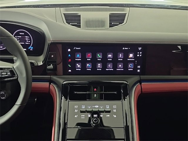 Certified 2025 Porsche Panamera 4 image 19