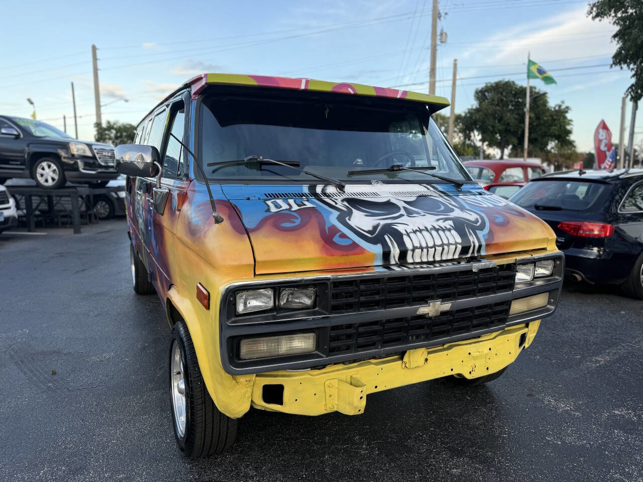 Used 1992 Chevrolet G20 RWD image 9