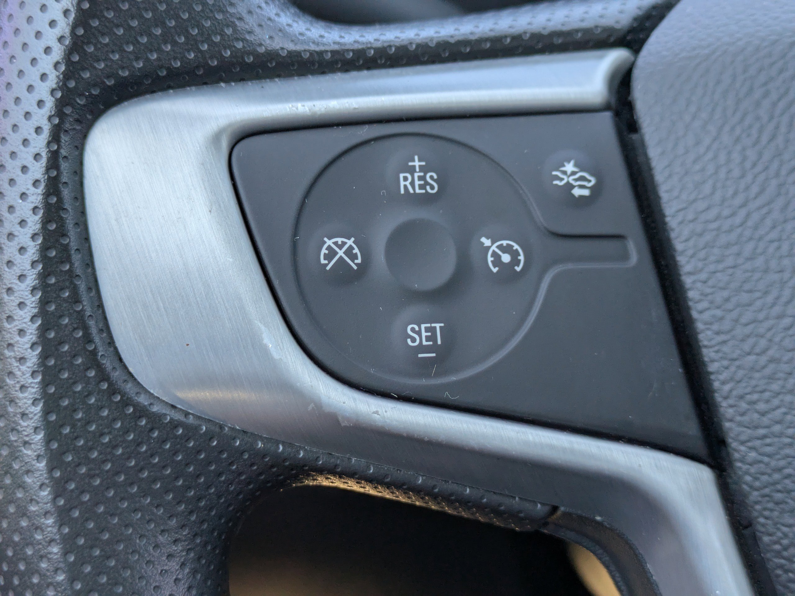 Used 2022 GMC Acadia SLE w/ Driver Convenience Package image 24