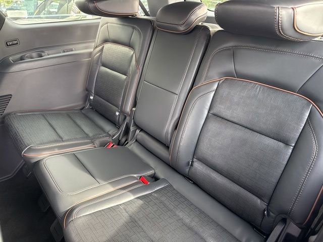 New 2025 Lincoln Navigator L Black Label image 12