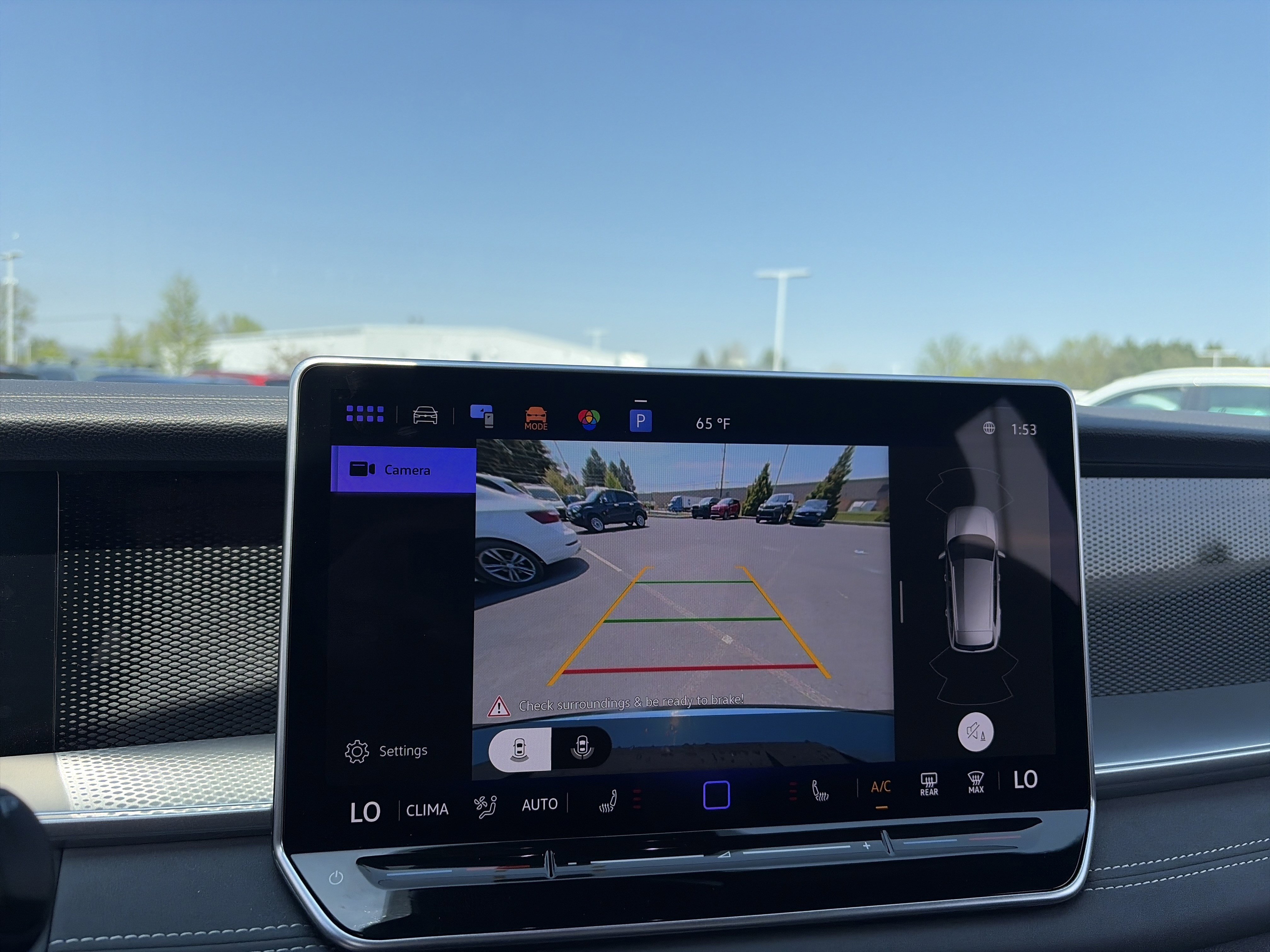 Used 2025 Volkswagen Tiguan SE R-Line AWD/4WD image 51