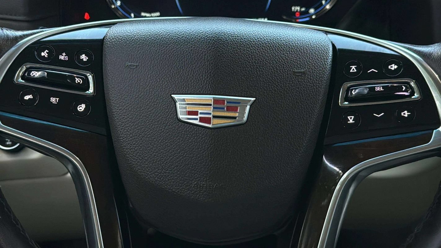 Used 2016 Cadillac Escalade Premium AWD/4WD image 13