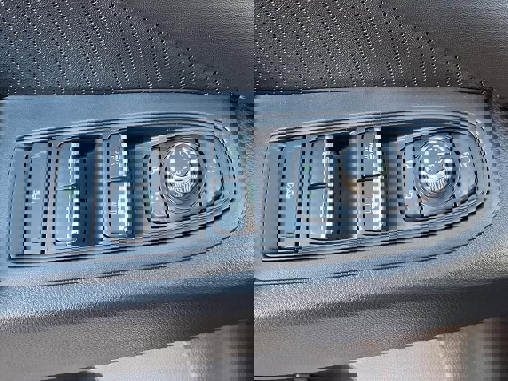 New 2025 Subaru Ascent Bronze Edition w/ Popular Package #2 image 19