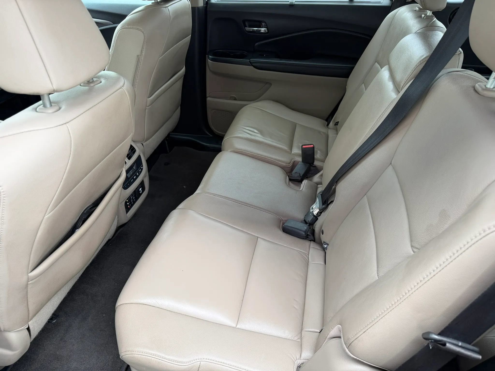 Used 2016 Honda Pilot EX-L image 18