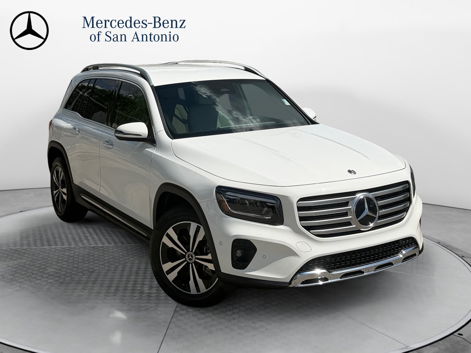 Certified 2025 Mercedes-Benz GLB 250 image 1