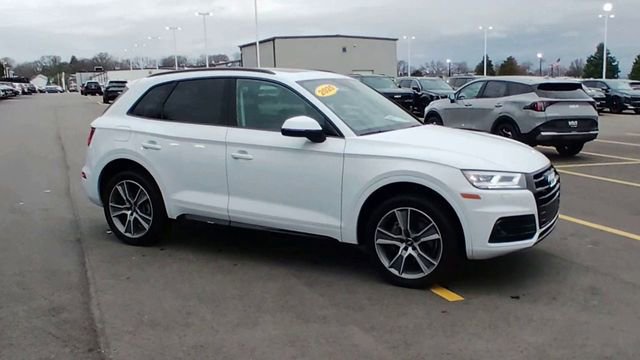 Used 2020 Audi Q5 2.0T Premium Plus w/ Premium Plus Package image 4