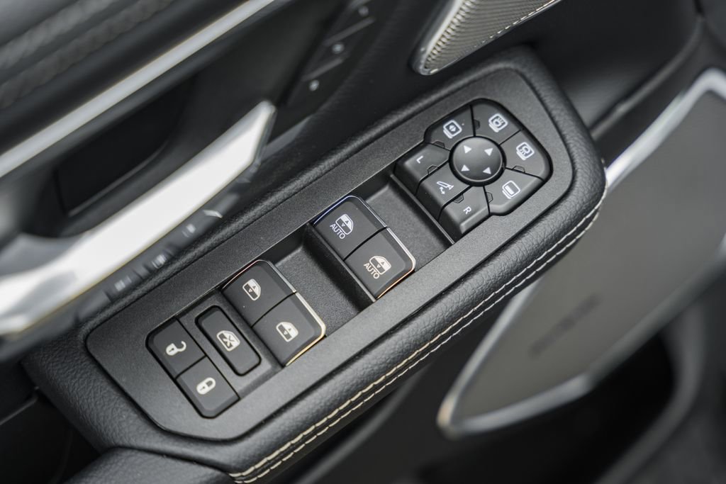 New 2026 RAM 1500 Laramie AWD/4WD image 47