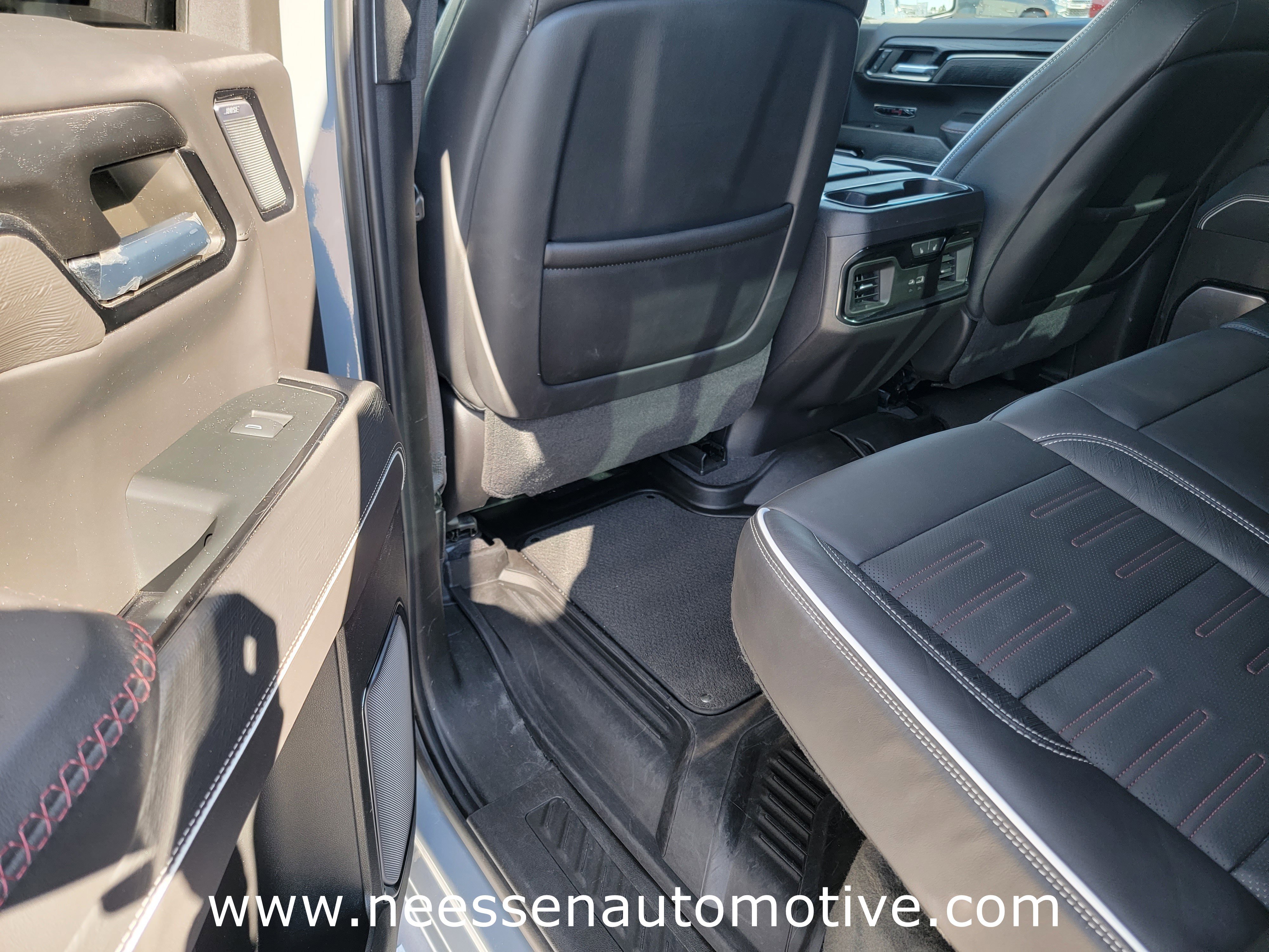 Used 2024 GMC Sierra 1500 AT4X image 13