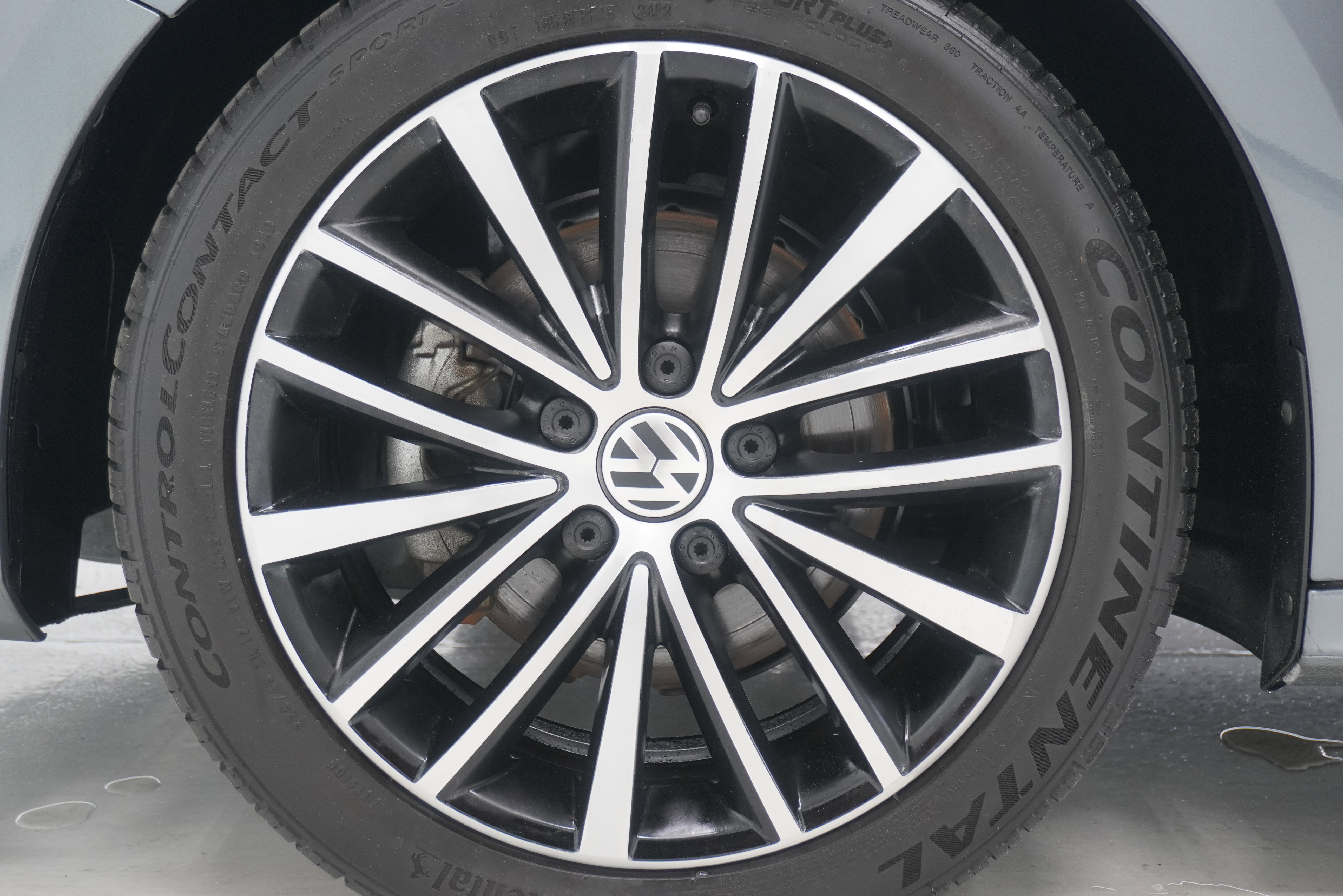 Used 2015 Volkswagen Jetta SE FWD image 25