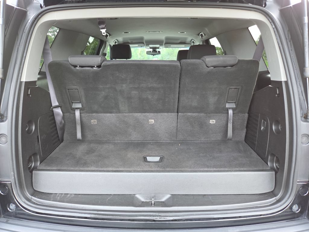 Used 2017 Chevrolet Tahoe LS AWD/4WD image 21