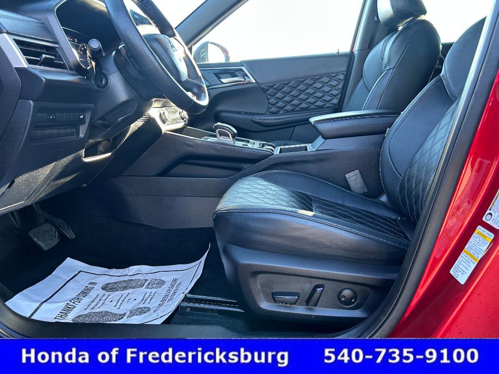 Used 2023 Mitsubishi Outlander SEL Black Edition image 29