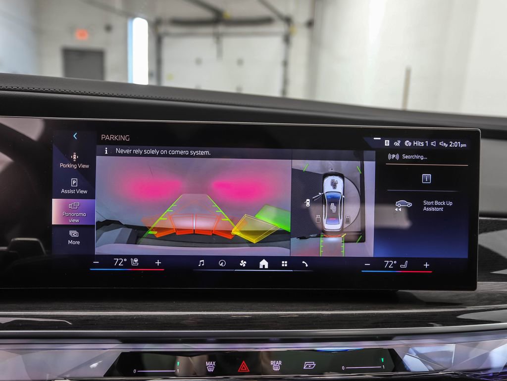 New 2026 BMW 740i xDrive w/ Premium Package image 19