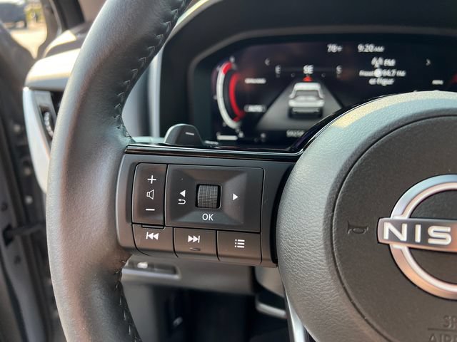 Used 2023 Nissan Rogue Platinum w/ Platinum Premium Package AWD/4WD image 16