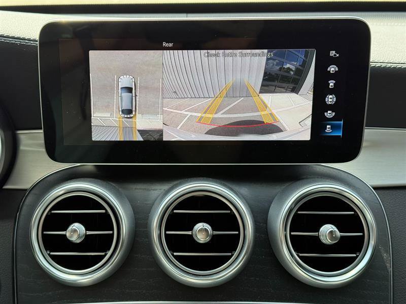 Used 2023 Mercedes-Benz GLC 300 4MATIC Coupe image 14