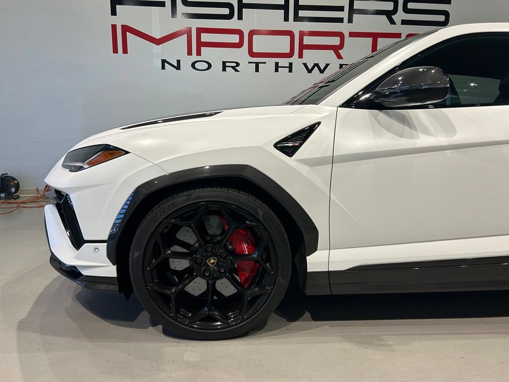Used 2024 Lamborghini Urus Performante AWD/4WD image 3