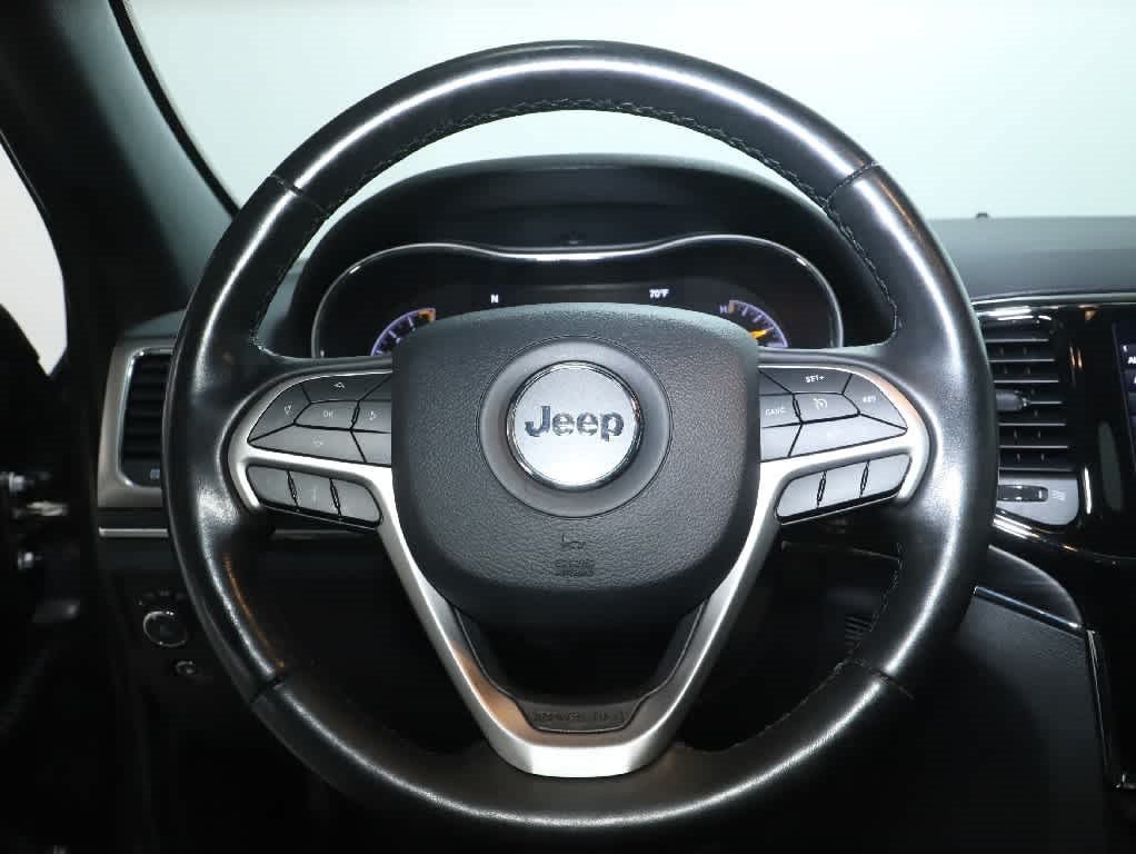 Used 2020 Jeep Grand Cherokee Limited AWD/4WD image 22