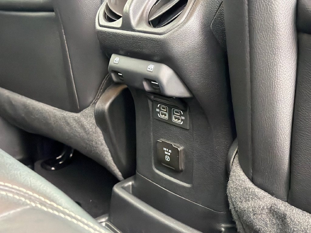Used 2023 Jeep Wrangler Unlimited Sahara w/ Cold Weather Group AWD/4WD image 15