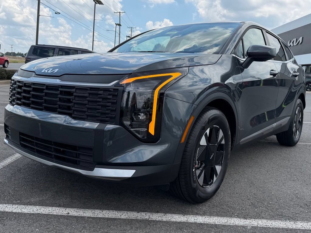 New 2026 Kia Sportage LX w/ LX Convenience Package FWD image 3