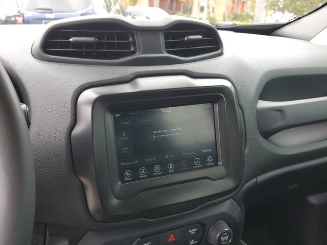 Used 2021 Jeep Renegade Latitude image 25