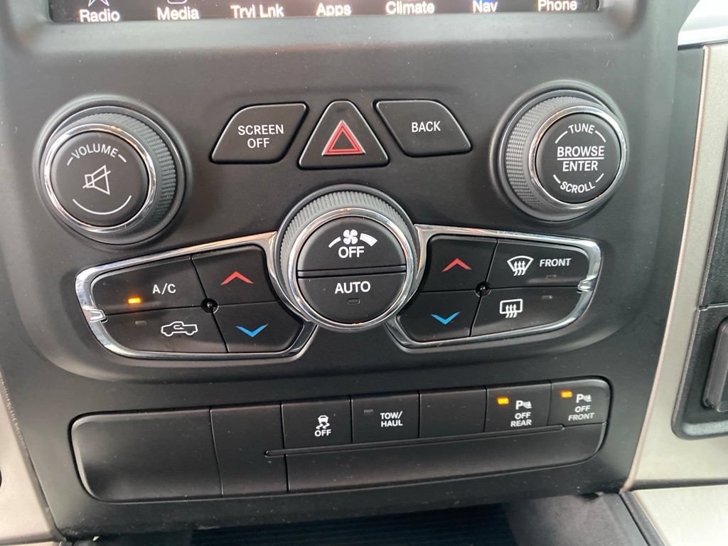 Used 2017 RAM 1500 Big Horn AWD/4WD image 32