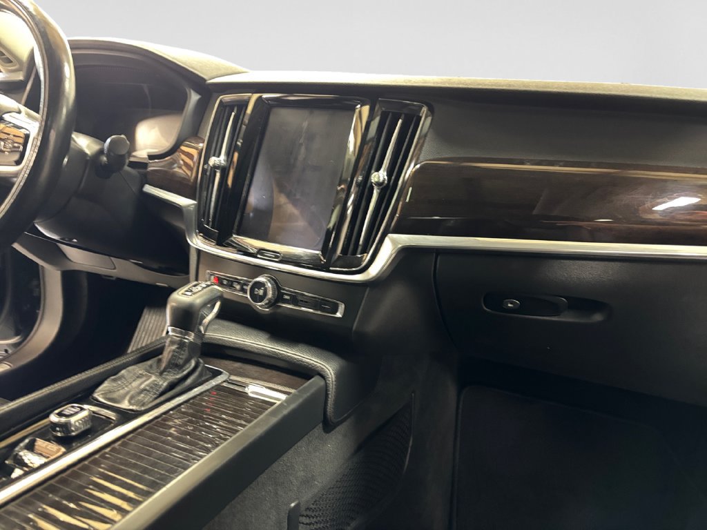 Used 2019 Volvo S90 T5 Momentum AWD/4WD image 49